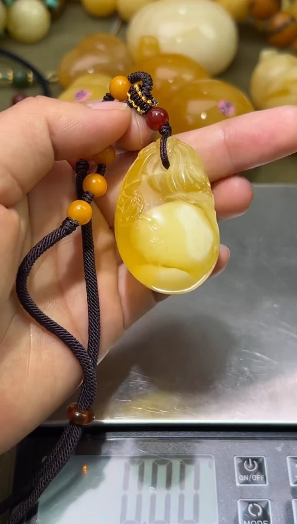 裸石琥珀未镶嵌琥珀蜜蜡吊坠