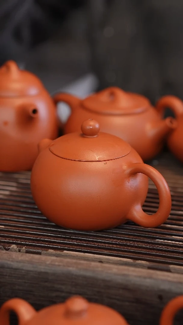 茶壶紫砂西施 朱泥 半手工 200cc