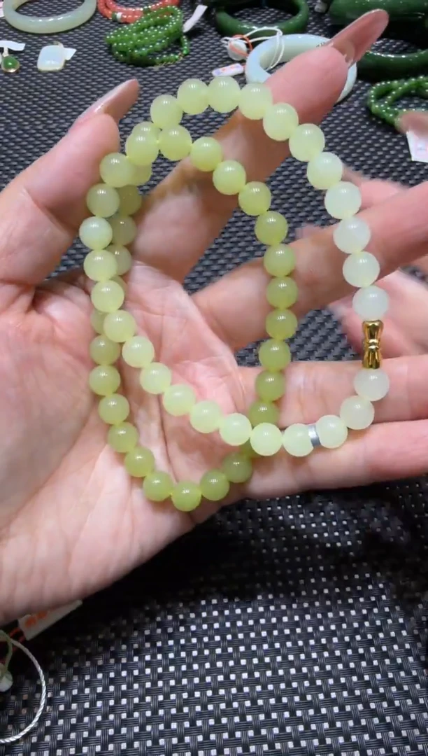 颈饰未镶嵌和田玉项链