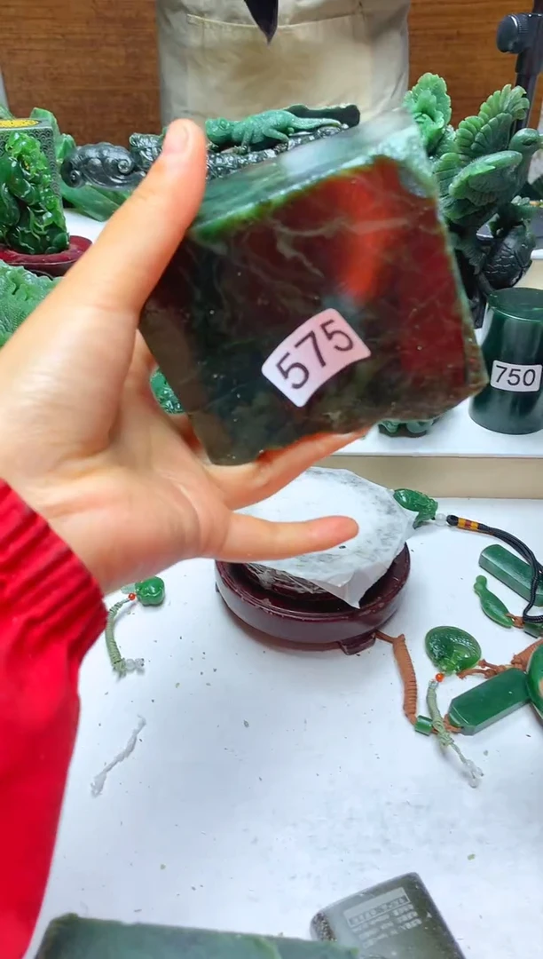 未镶嵌和田玉摆件1