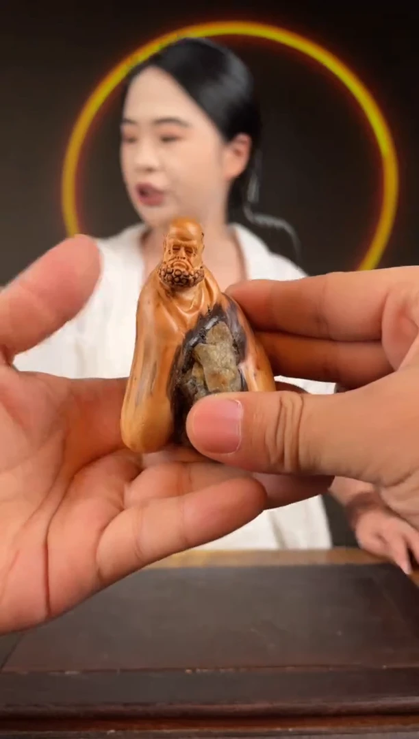 柏木（崖柏）手工摆件,先抢先得! 编号:138