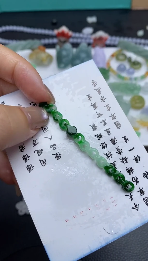 未镶嵌定制翡翠翡翠毛货~