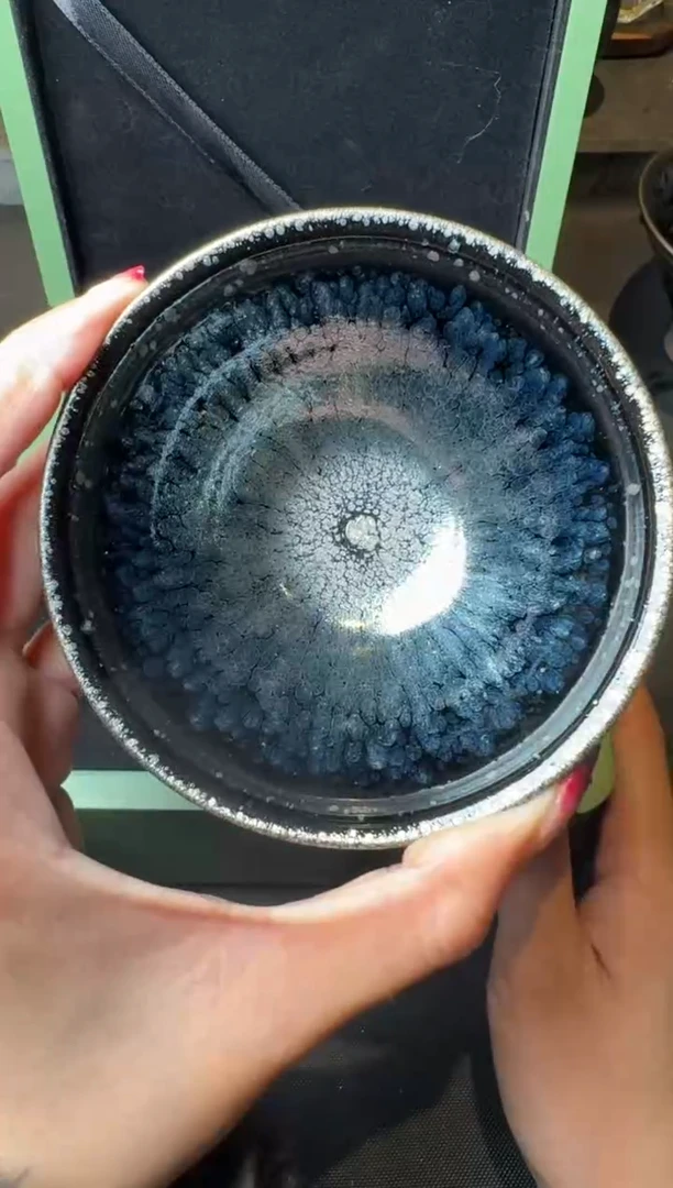 【闪购商品】茶盏陈乃文星光现67