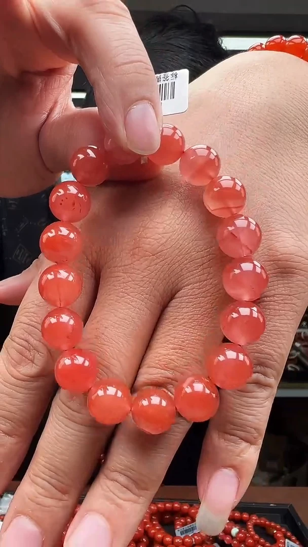未镶嵌珠串南红玛瑙云南保山冰红12mm+