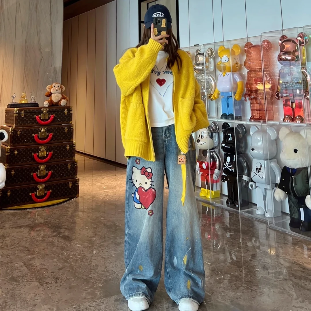【奥莉】2025春夏：KT笔心涂鸦卡通休闲牛仔裤6511