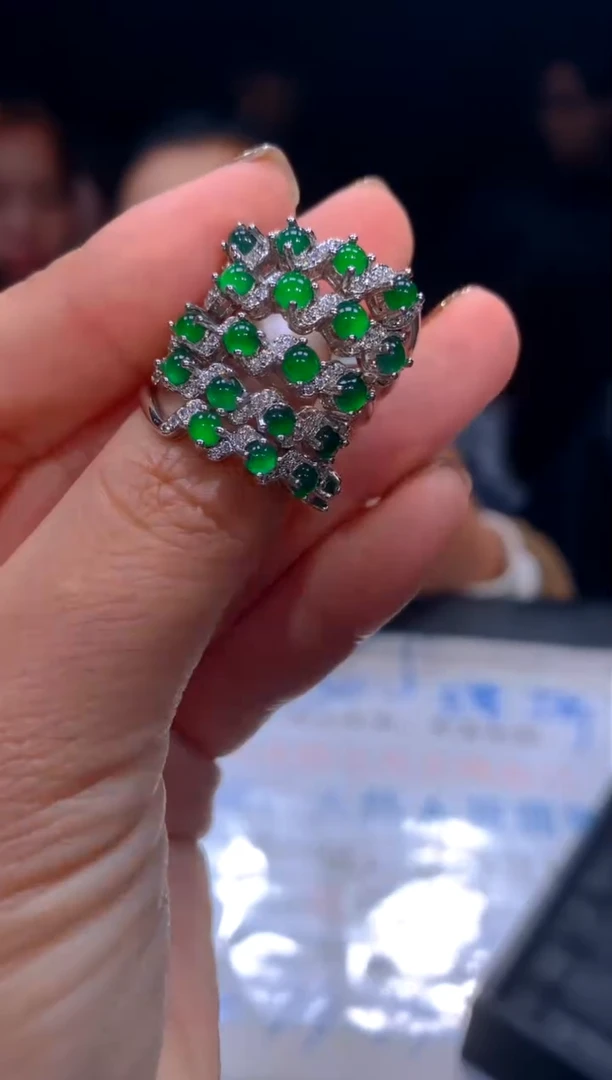 【闪购商品】定制翡翠未镶嵌8多样性发货（发其一）