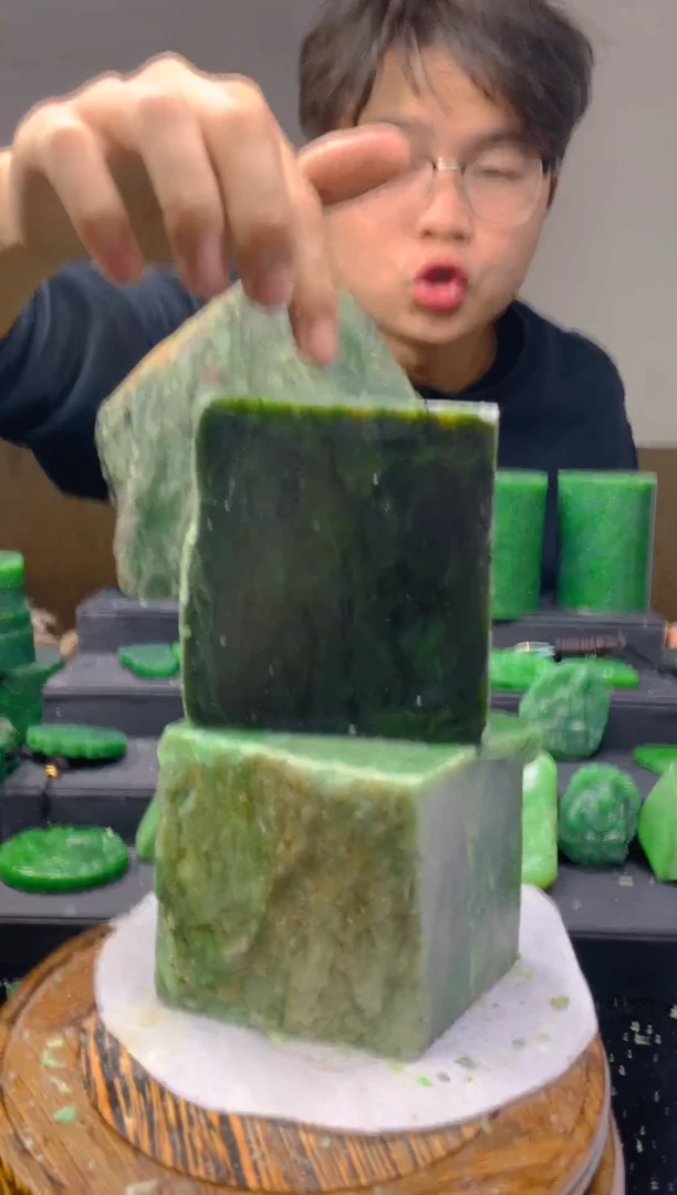 未镶嵌和田玉珠宝半成品1