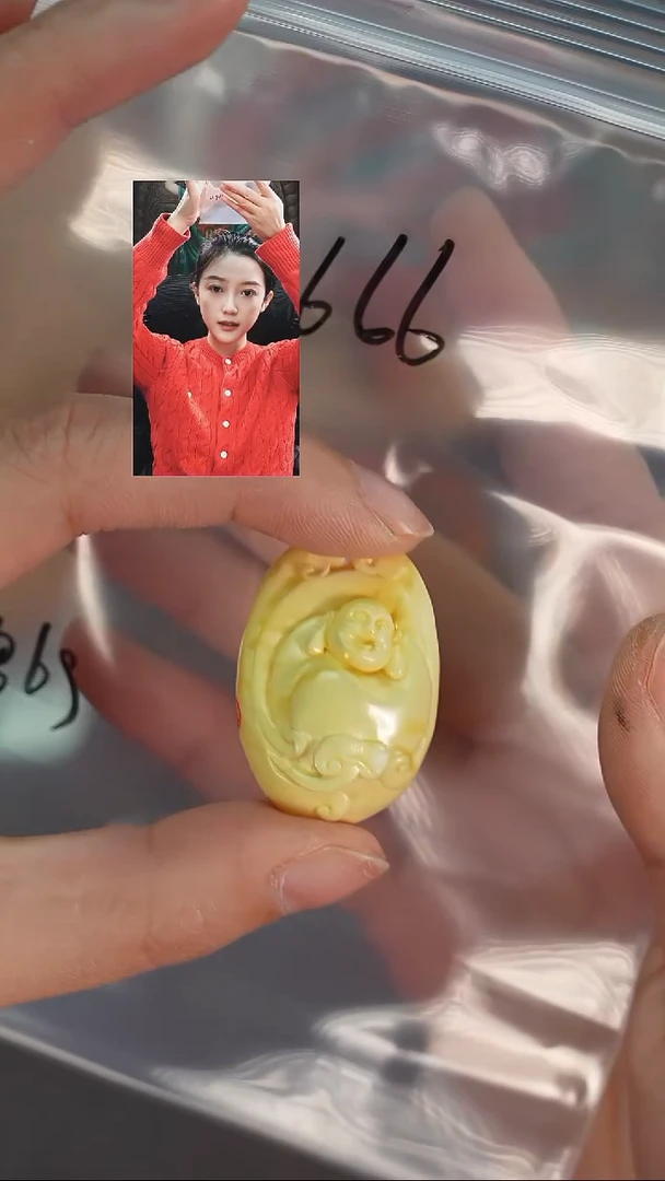 裸石蜜蜡未镶嵌萧***～若雨臣品质回血