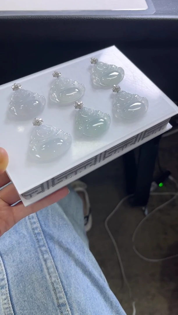 颈饰18K金镶嵌翡翠V362/多样性发一件/配绳子