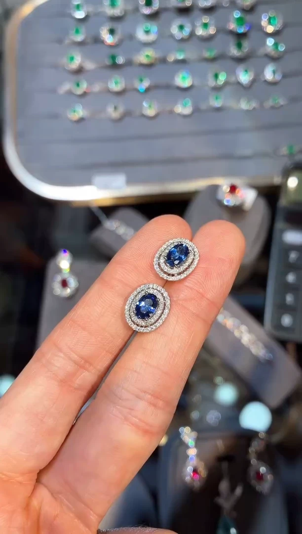 耳坠蓝宝石18K金镶嵌【闪购】1.7ct/同步展会价/矢车菊
