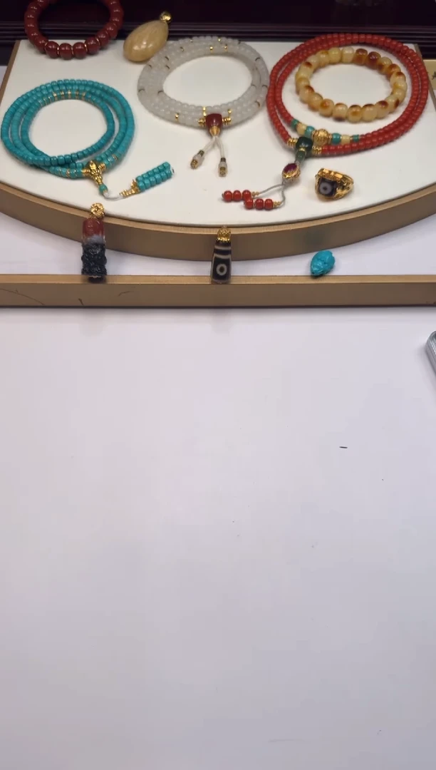 未镶嵌绿松石手串凌*～1