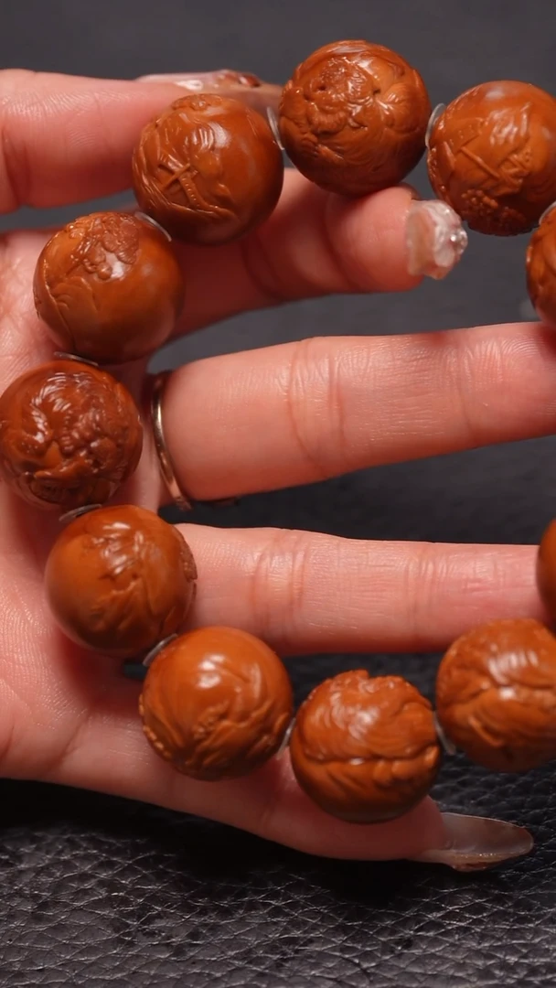 手串橄榄核2.0/正圆虎啸山林