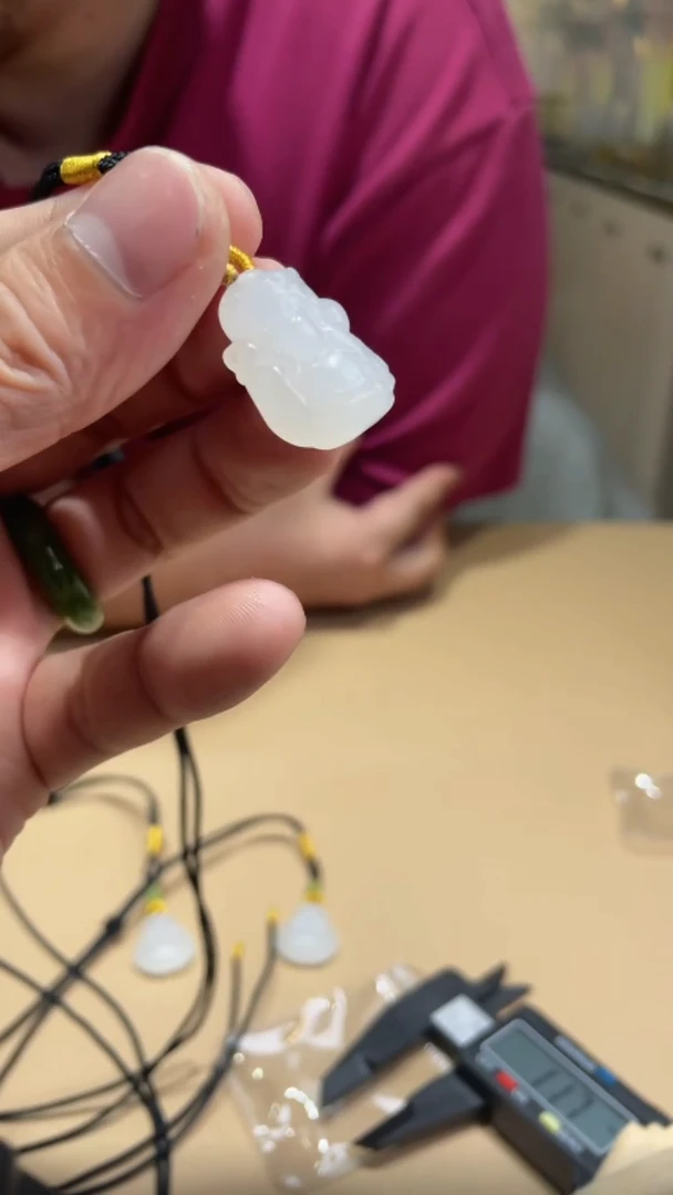 定制和田玉100084-F57-多样性发其—