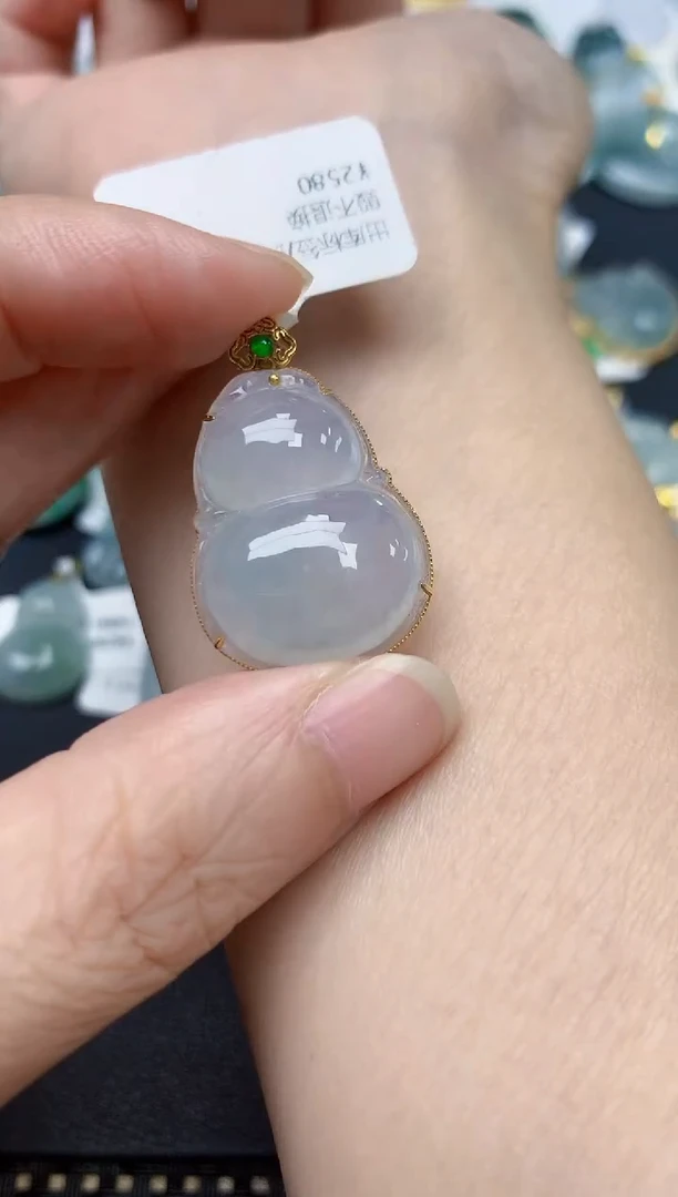 颈饰18K金镶嵌翡翠天然缅甸A货翡翠