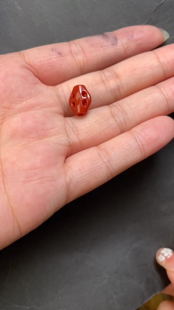 南红玛瑙70未镶嵌配饰