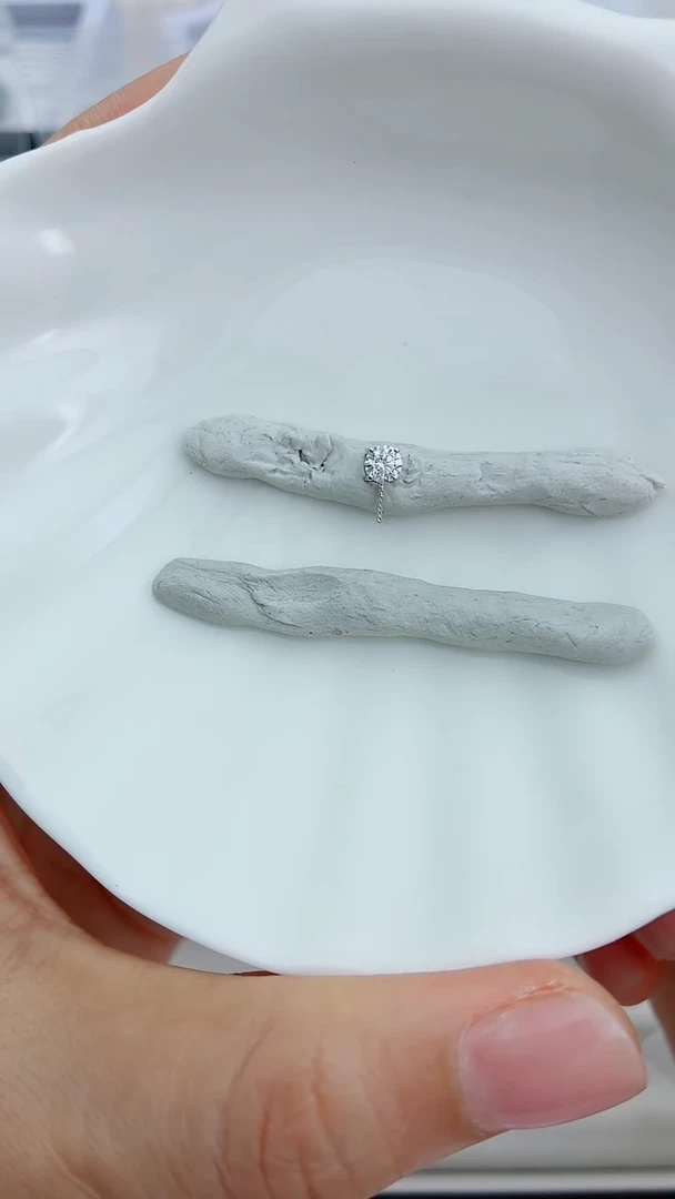 18K金吊坠(不含链)18k王妃吊坠