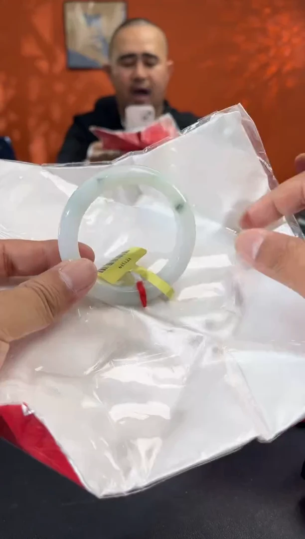 未镶嵌手镯翡翠10 53