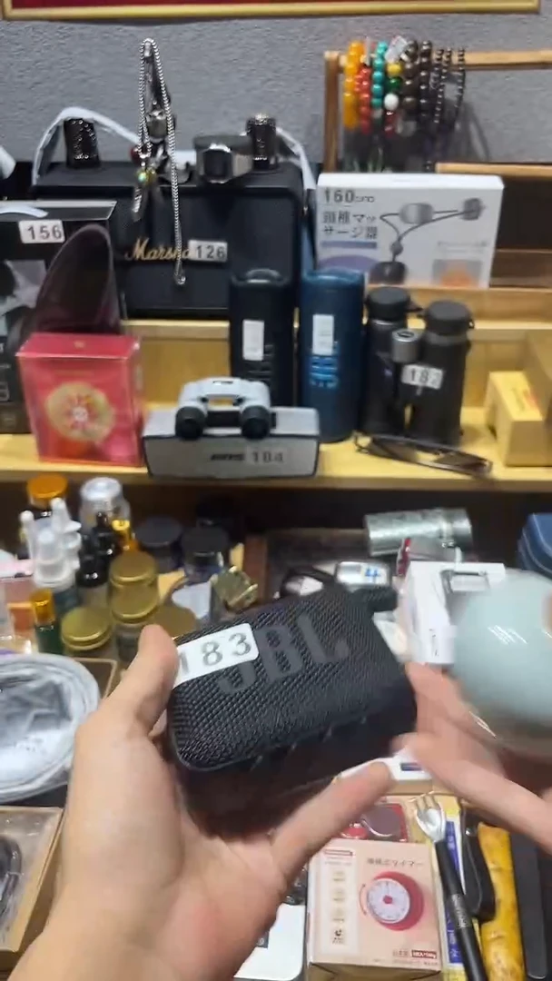 瓷片闪购商品 如图所示