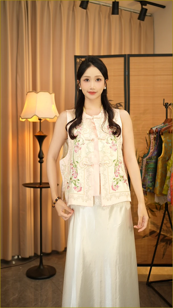 CHUNTIAN/李李新中式【桃夭】新中式宋锦刺绣马甲