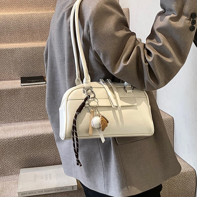 高级感小包包女２０２５新款秋冬百搭单肩腋下包上班通勤手提枕头包