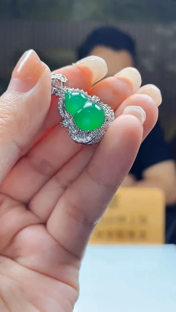 翡翠未镶嵌颈饰Q-@@QJDD0702-01