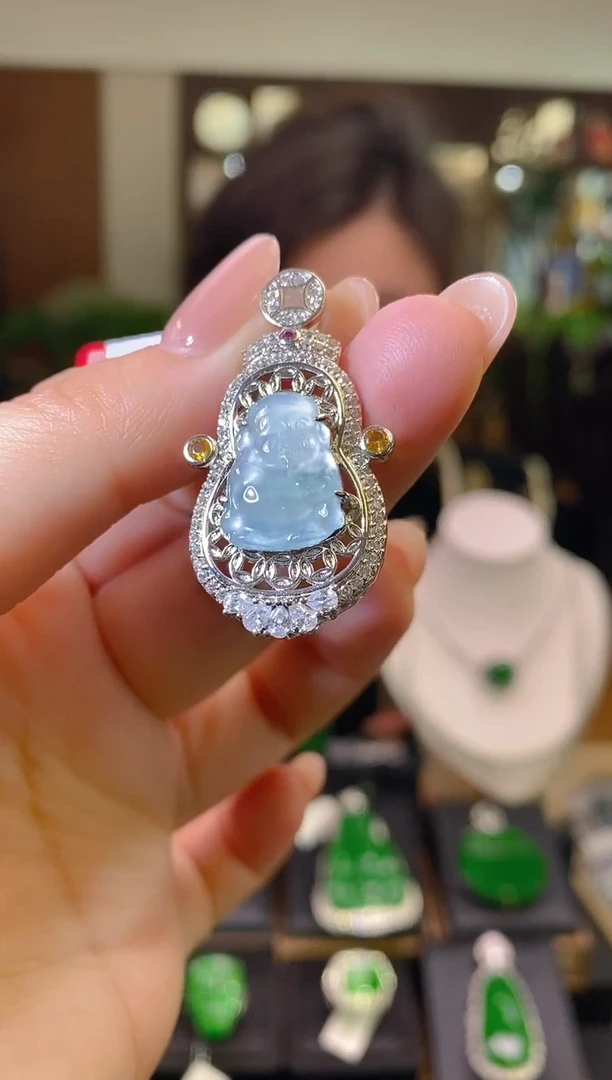 【闪购商品】翡翠吊坠(不含链)未镶嵌多样性发其一