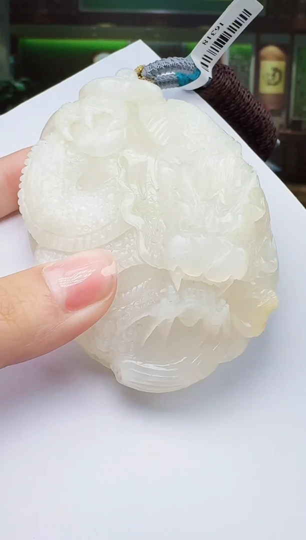 定制和田玉玉见匠心甄选天然和田玉（拍一发一）