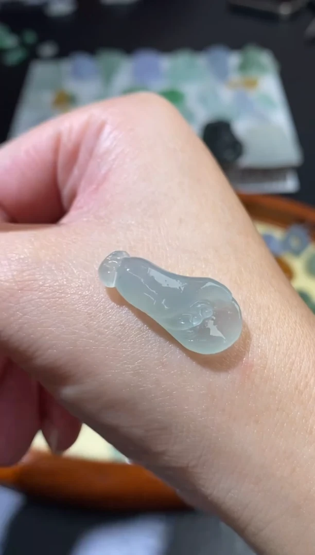 定制翡翠未镶嵌翡翠毛货~