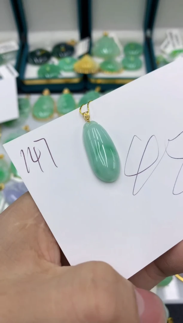 【闪购商品】翡翠颈饰18K金镶嵌号链接11111