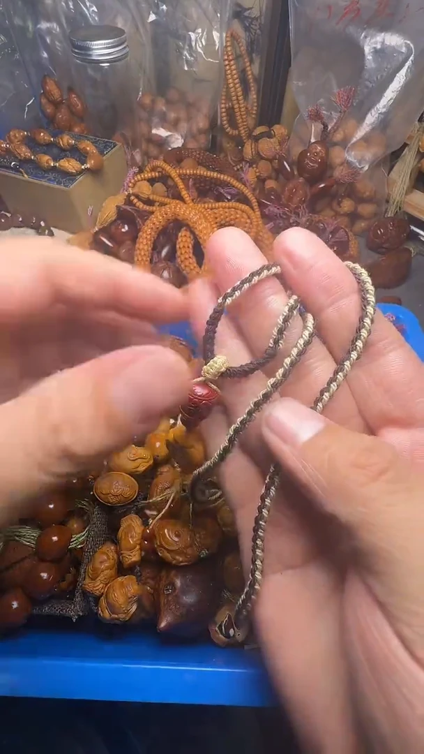 手串橄榄核脖挂子