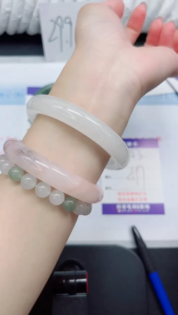 【闪购商品】石英质玉手镯未镶嵌143#59.7