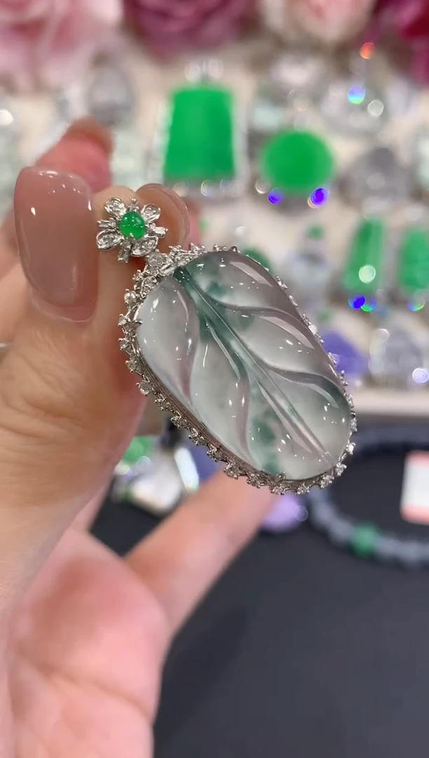 吊坠(不含链)18K金镶嵌翡翠q173