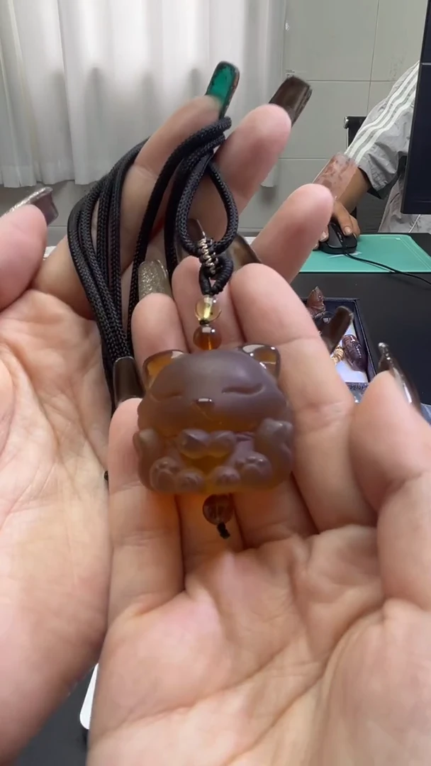 未镶嵌琥珀裸石21