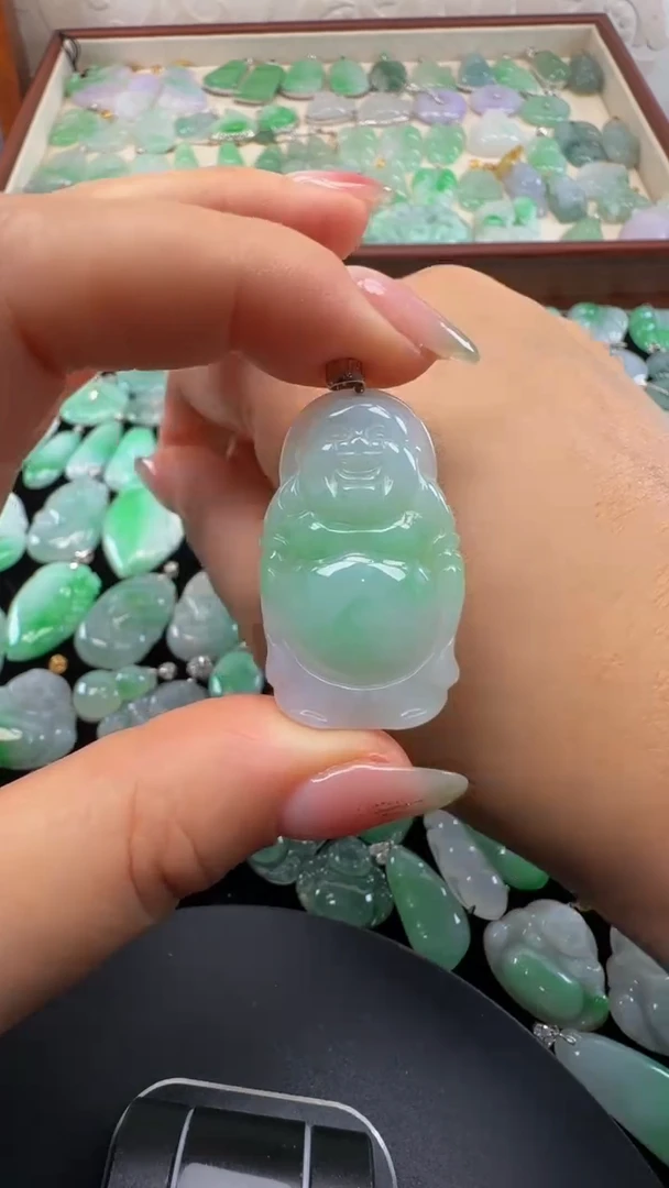 吊坠(不含链)18K金镶嵌翡翠佛公