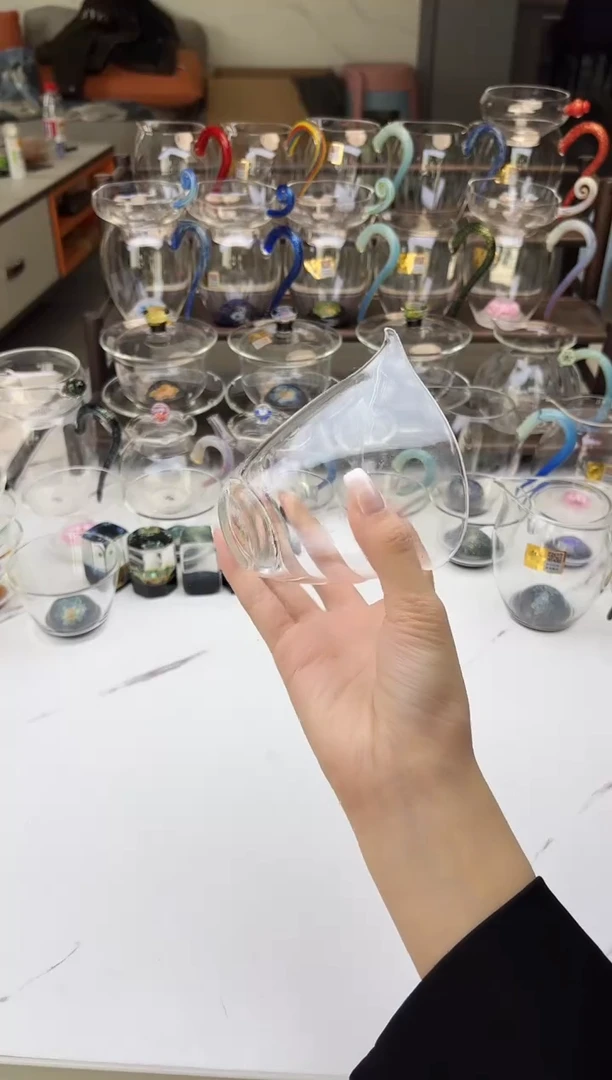 手工艺品玻璃禾器天泽普通盒