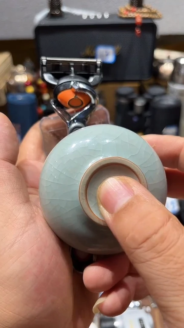 瓷片闪购商品 如图所示