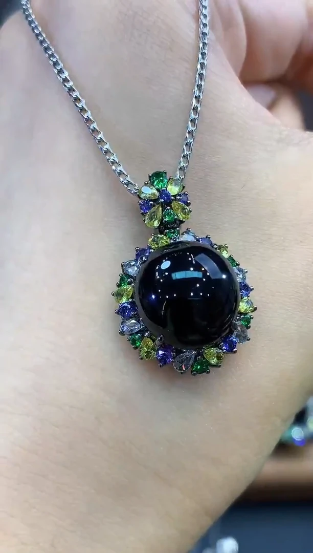 吊坠(不含链)18K金镶嵌翡翠C130