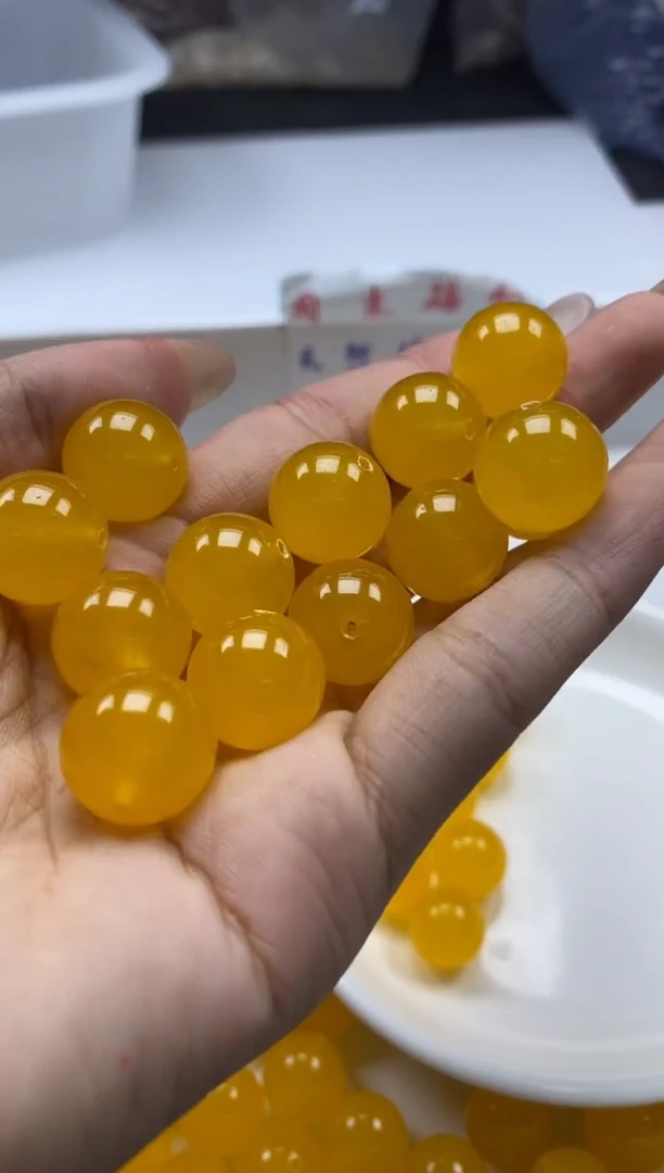 玛瑙/玉髓颈饰未镶嵌w2777冰鸡油黄14mm*5颗