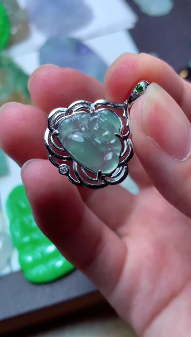 翡翠未镶嵌颈饰天然翡翠