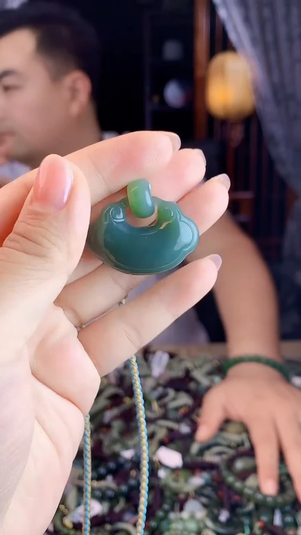 和田玉未镶嵌挂件多样性发货拍一发一