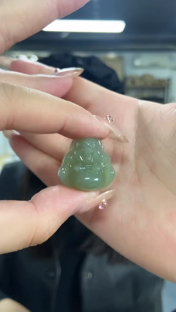 【闪购商品】和田玉吊坠未镶嵌多样性发其一颜色微差