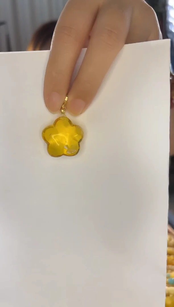 蜜蜡颈饰未镶嵌蜜蜡金白精品吊坠
