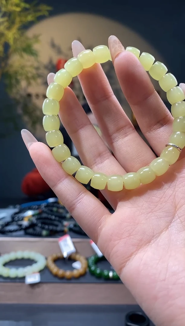 【闪购商品】和田玉-未镶嵌8mm黄口极限弧手串