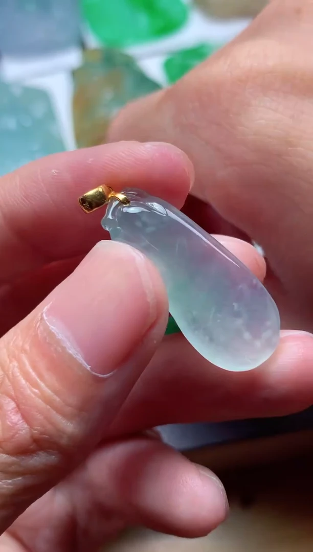 翡翠未镶嵌颈饰天然翡翠