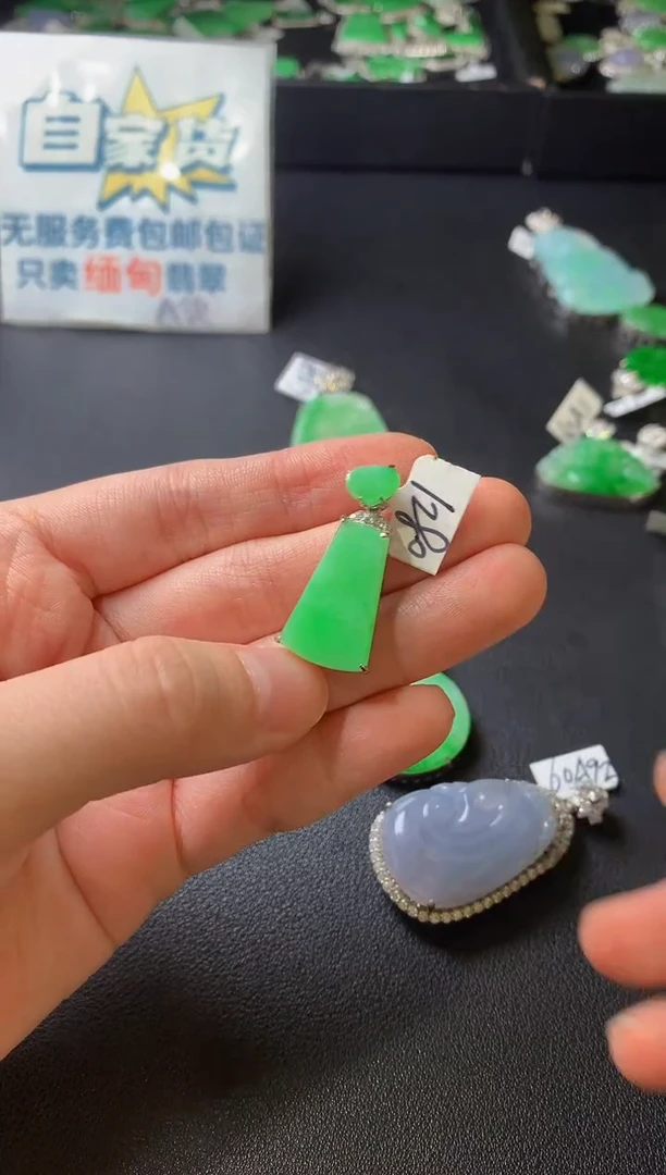 颈饰银S925镶嵌翡翠翡翠