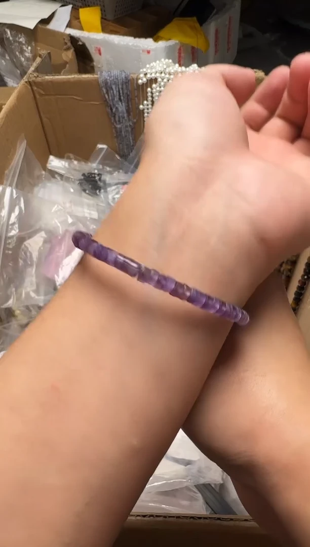 水晶手链未镶嵌上