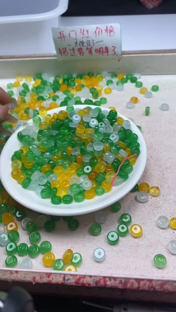 【闪购商品】玛瑙/玉髓颈饰未镶嵌w2401冰三彩算盘8*4mm*40颗