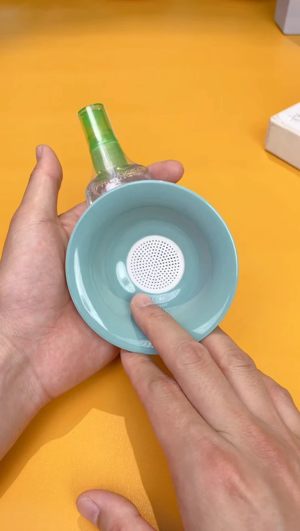 瓷片驱液绿瓶