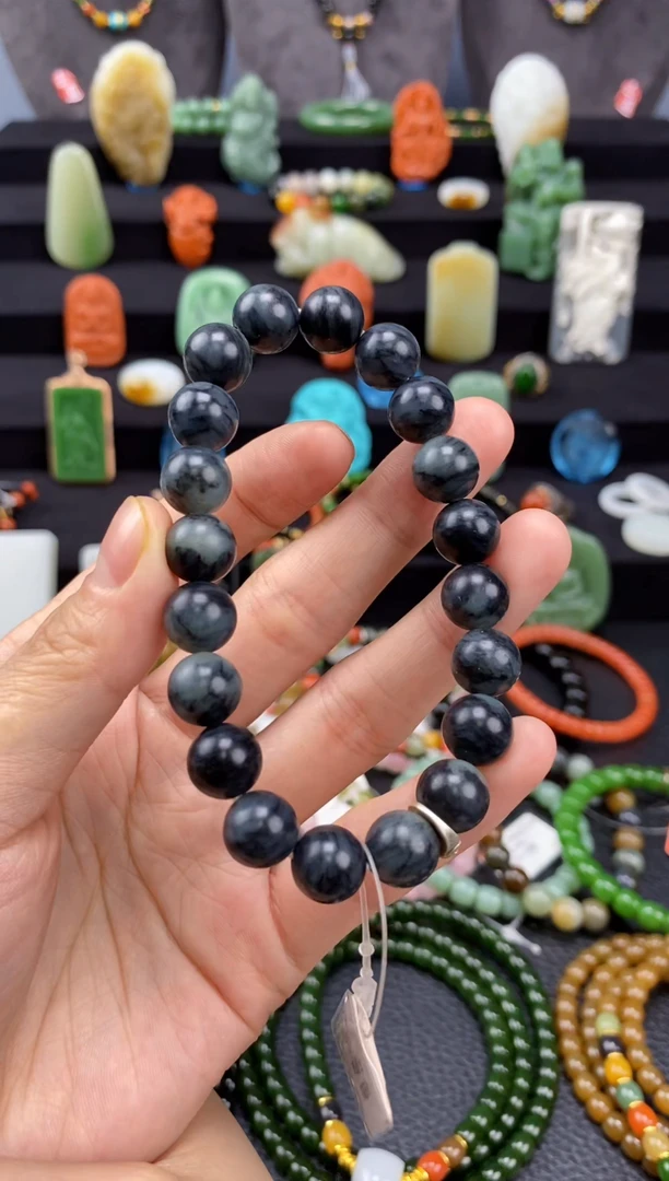 【闪购商品】和田玉-未镶嵌10mm青花圆珠手串