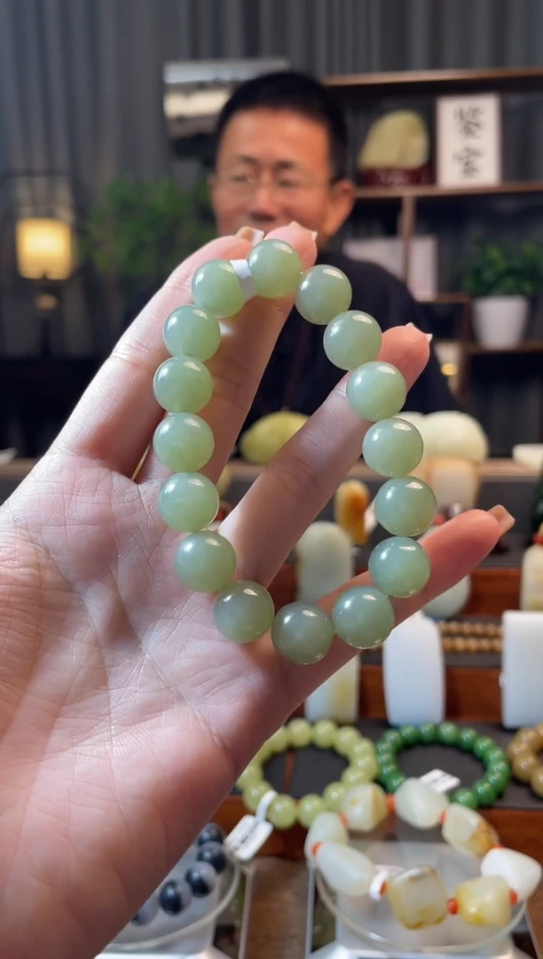 和田玉未镶嵌吊坠(不含链)单圈